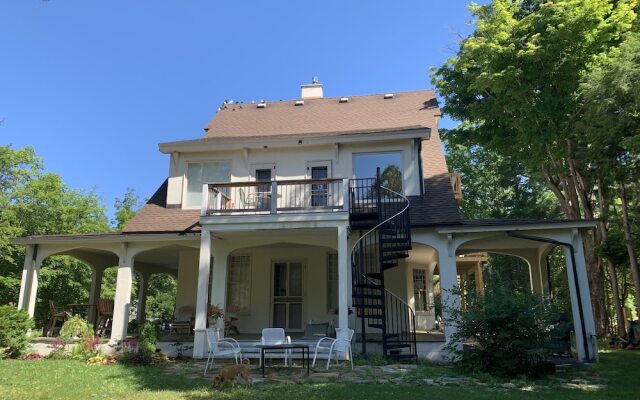 The Reiss House