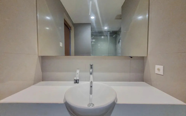 Cozy Studio Apartment At Grand Mercure Yogyakarta