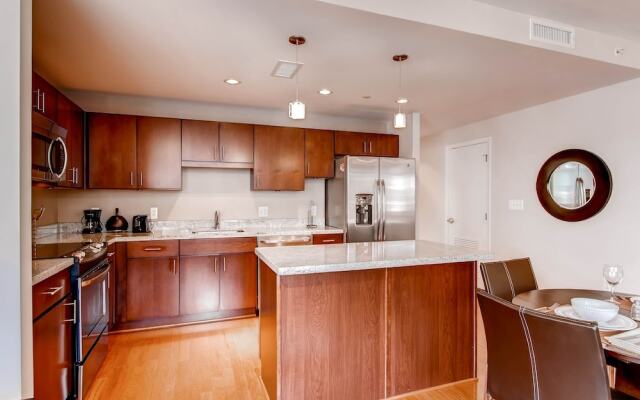 Global Luxury Suites at Toone Street