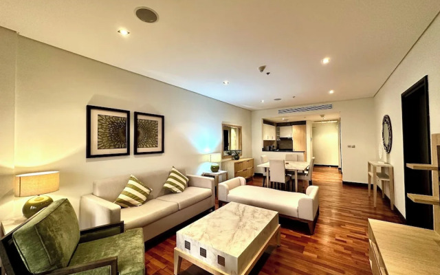 Lux BnB I Palm Jumeirah Resort I Palm Views