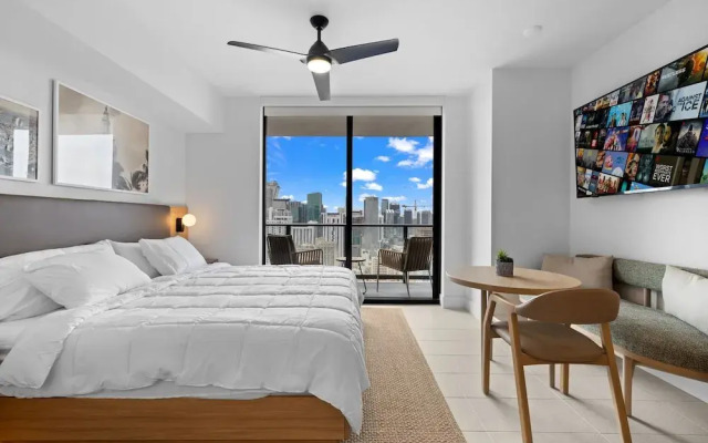 Elegant Studio with Panoramic City Views