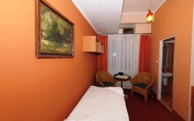 Hotel Bonum