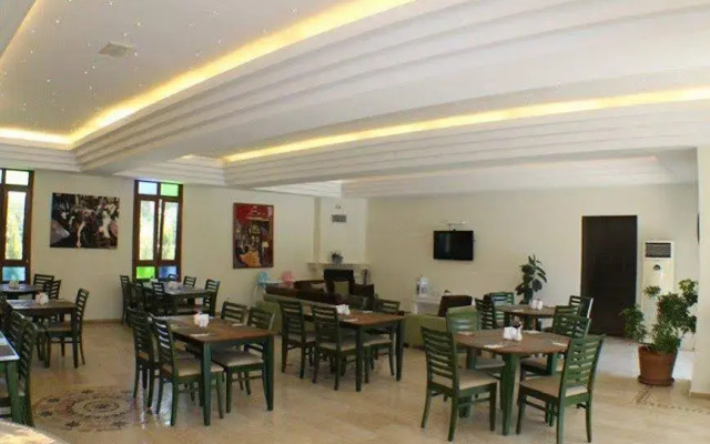 Bella Garden Hotel