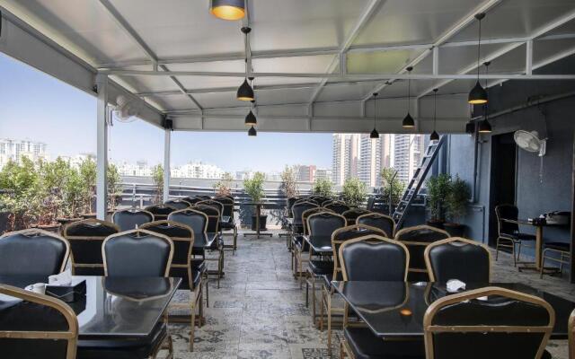 Magnus Fortune House, Business Hotel
