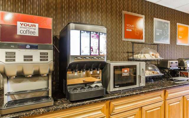 Comfort Inn Owatonna near Medical Center