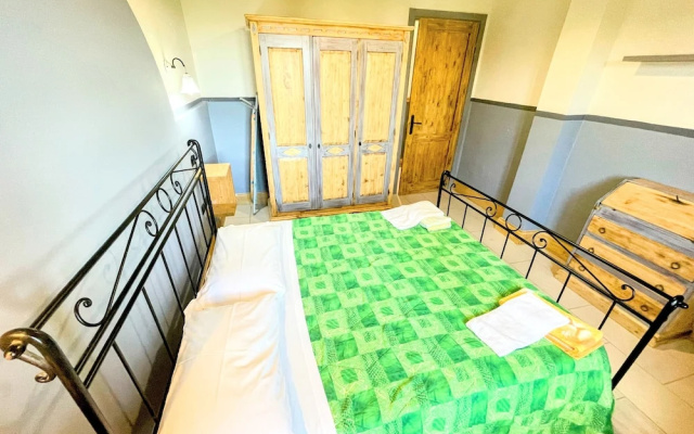 Apt 6 - Magical Grounds With Pool Jacuzzi Sleeps 4