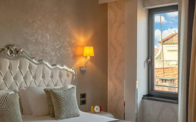 Carnival Palace Hotel