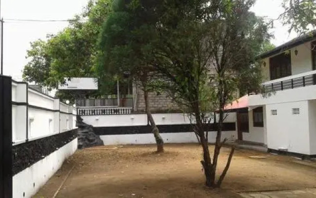 The 2nd Home Hotel Piliyandala