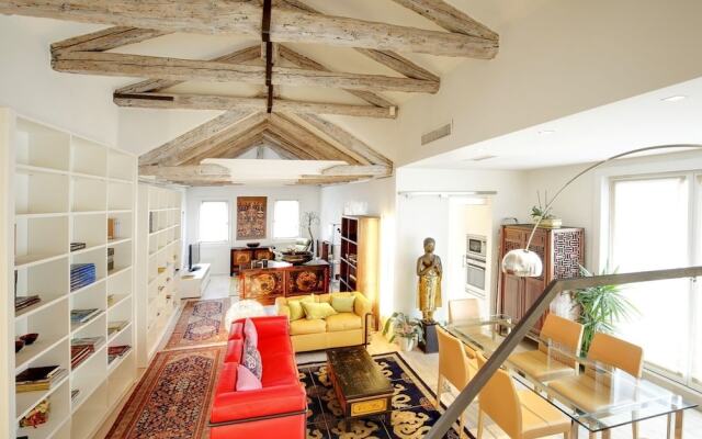 Rialto Bridge Penthouse with Terraces