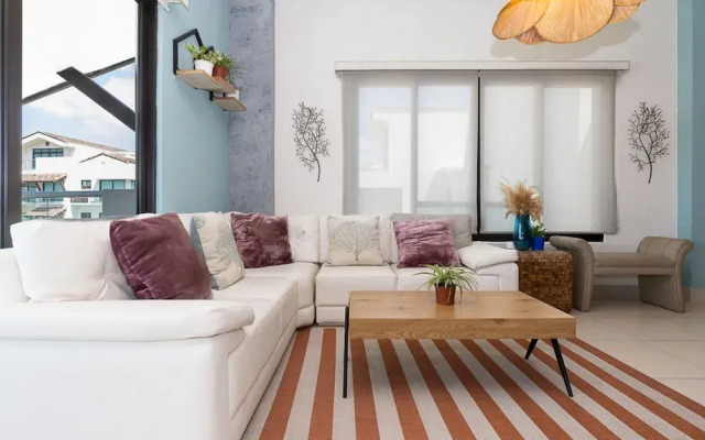The Penthouse by Acomodo