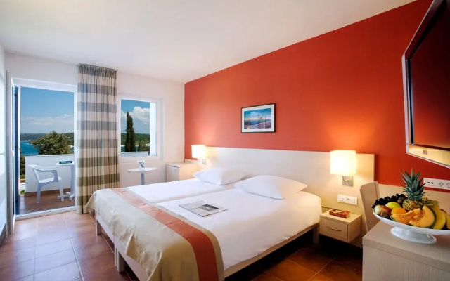 Отель Valamar Club Tamaris Hotel