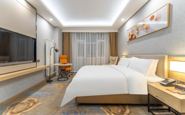 Joy Fall Hotel