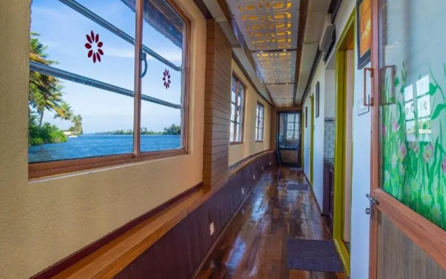 Coco Houseboats, Alleppey