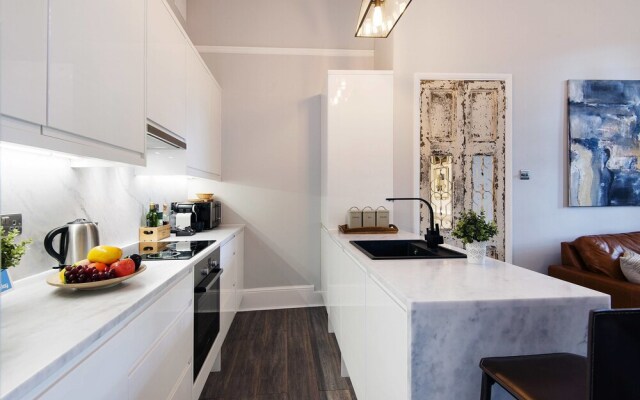 The Warwick Road Residence - IRV