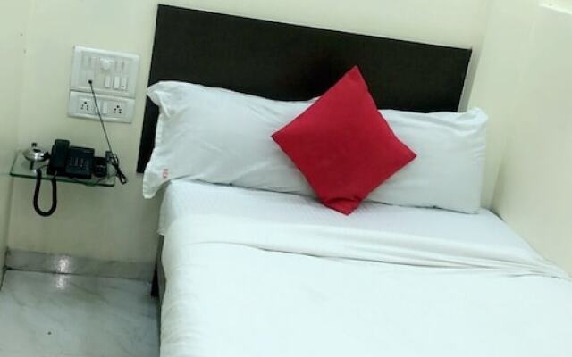 Rambharose Hotel