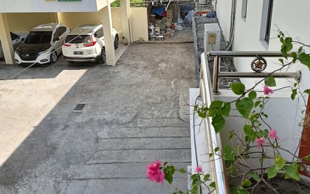 Nadamax Solo Guest House