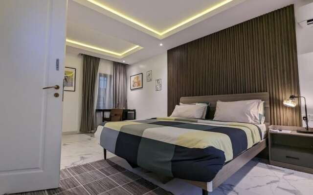 Micasa-Sucasa Hotel and Suites