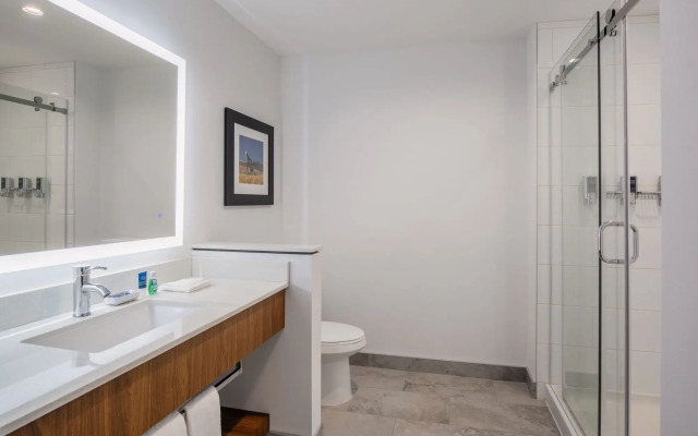 Four Points by Sheraton Grande Prairie