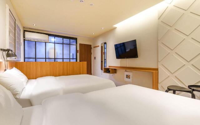Hotel Less Seoul