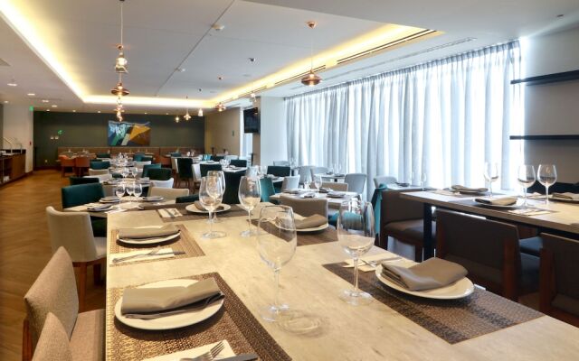 Holiday Inn Hotel & Suites Monterrey Apodaca Zona Airport by IHG