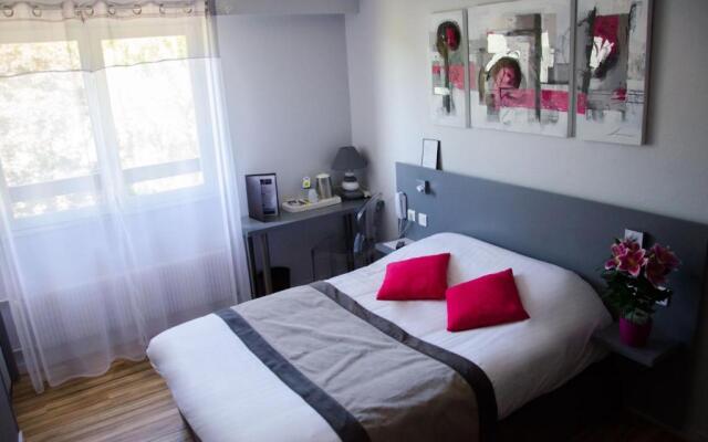 Logis Hôtel de la Bruyere