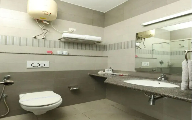 OYO 20002 SilverKey OMR