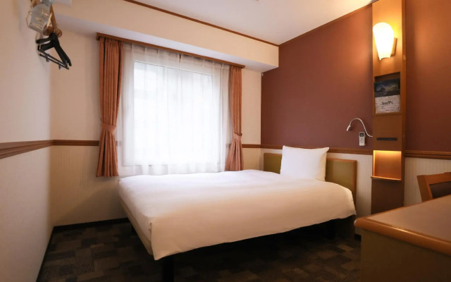 Toyoko Inn Kanazawa Kenrokuen Korimbo
