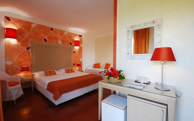 Cala Rosa Club Hotel