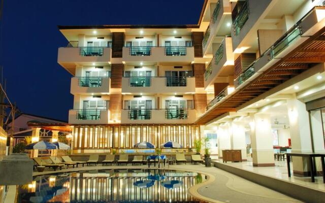 First Residence Hotel