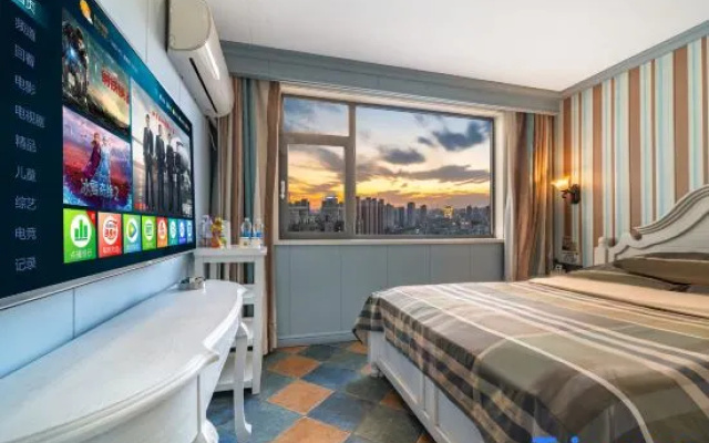 Naya Hotel (Zhoukou Wenming Road Branch)