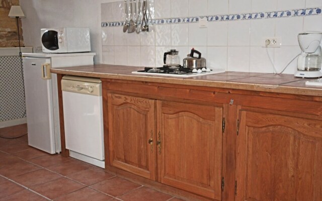 Holiday apartments at the courtyard of French château