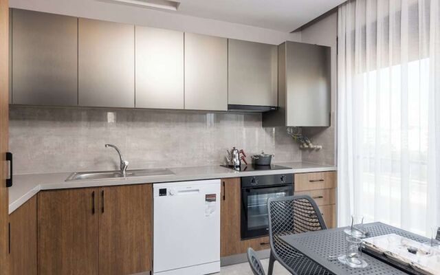 Bi Suites