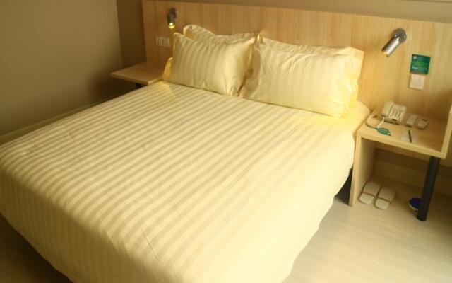 Jinjiang Inn Pingliang West Railway Station Xuanhe New City