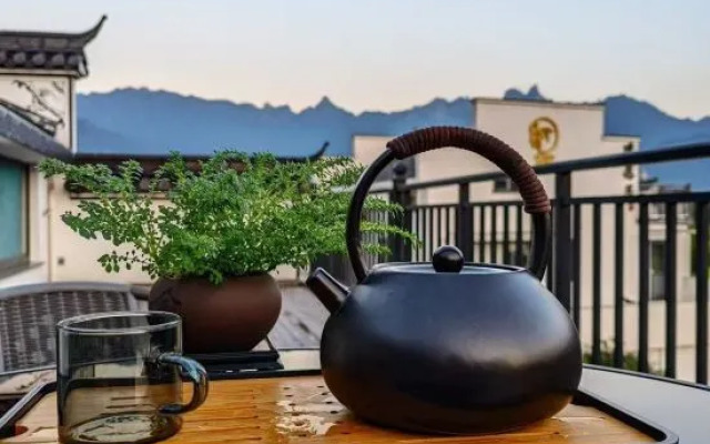 Jiuhuashan Muqinju Guesthouse