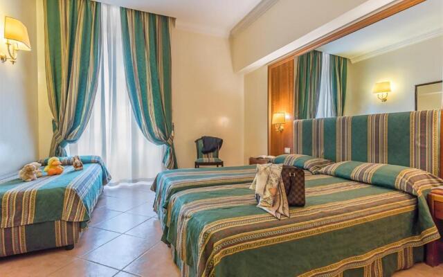 Raeli Hotel Floridia