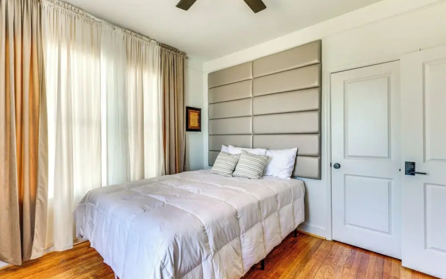 Walk to Amphitheater: Birmingham Retreat w/ Games