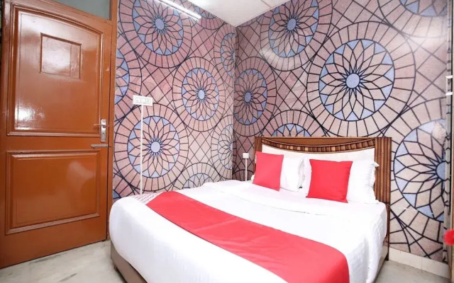 OYO 16736 Hotel Hm Crystal