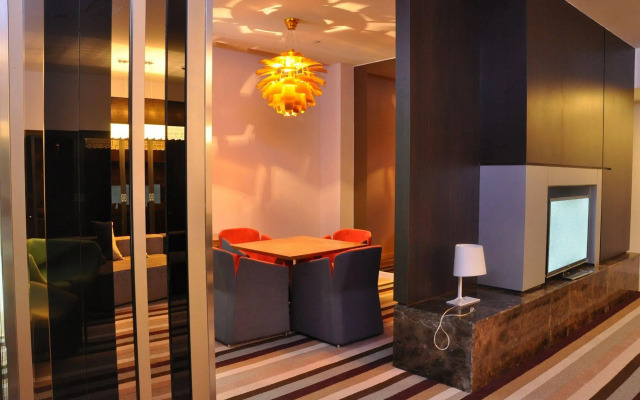 Qingdao Jinfuyue Hotel (Heilongjiang Middle Road Oriental City Branch)