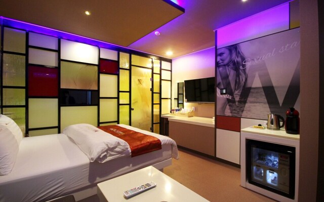 Chilgok Palgongsan W Drive-in