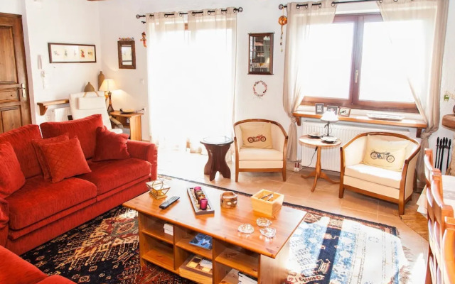 Hilltop Restful Maisonette in Arachova