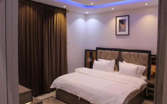 North Visitor Aparthotel