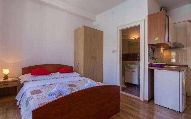 Apartment Riva 5