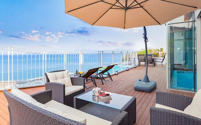 Yeosu Marine Terrace Poolvilla