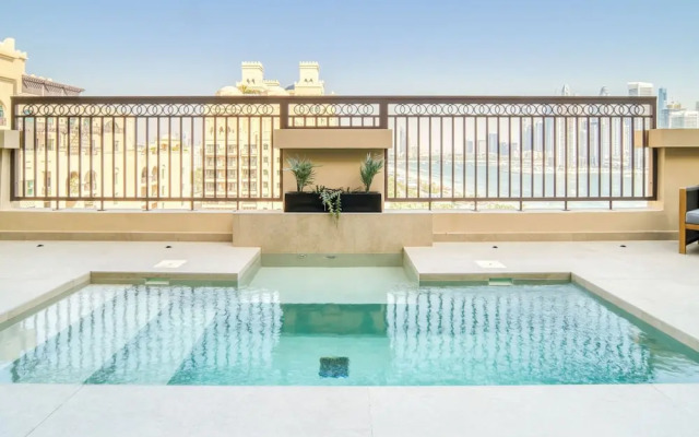 Modern 3BR Palm Penthouse w Private Plunge Pool