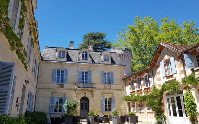 Hôtel Restaurant - Chateau de Lalande