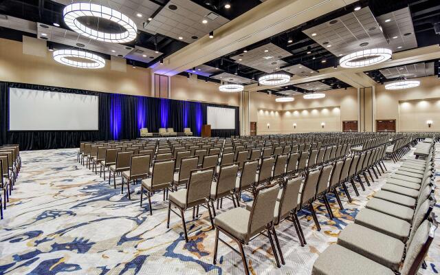 Embassy Suites by Hilton Jonesboro Red Wolf Convention Center