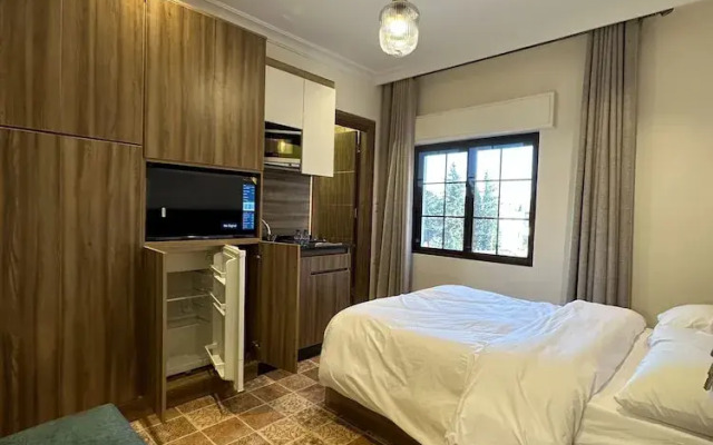 2 Antica Jabal Al Lweibdeh