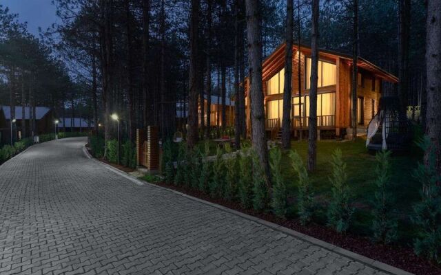 Harmony Green Vi̇llage Resort