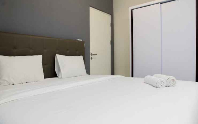 2BR Best Price Apartment at Springlake Summarecon By Travelio