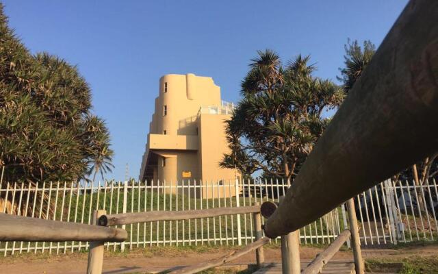 9 Casablance Ballito~Beach on your doorstep.